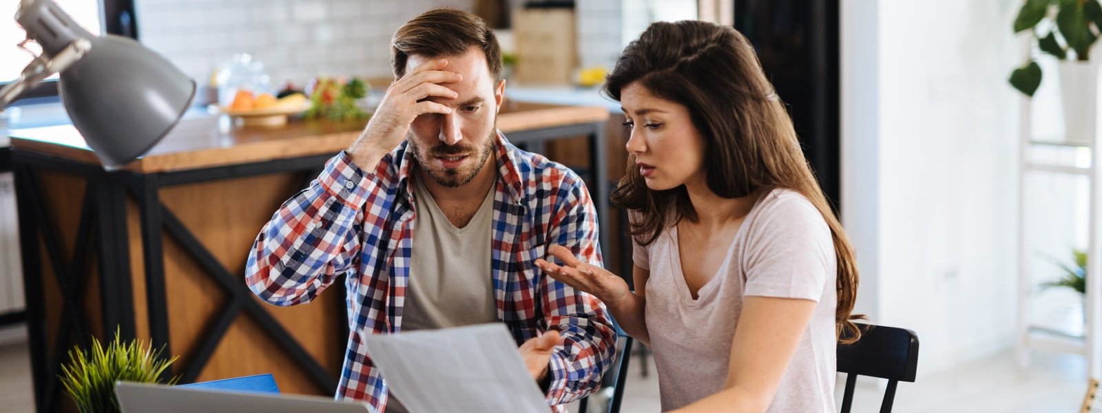 6 signs someone you love is having money problems